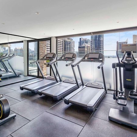 Pullman Sydney Hyde Park Hotel Buitenkant foto The gym at the hotel